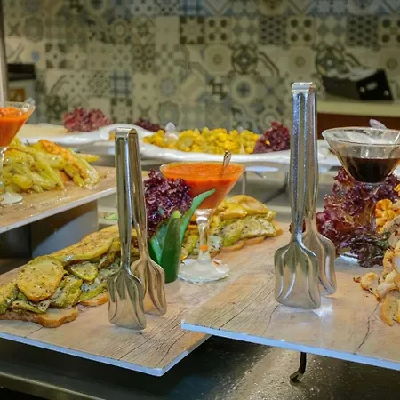 Dream Family Club 5* Sidé