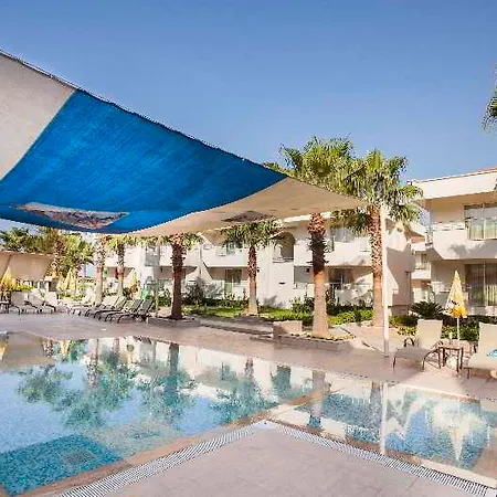 Dream Family Club Resort 4*