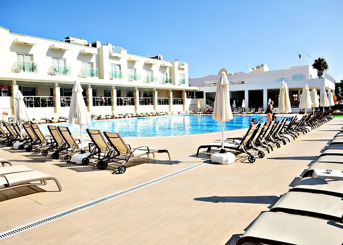 Hotel Dream Family Club Side