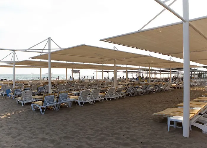 Hotel Dream Family Club Side