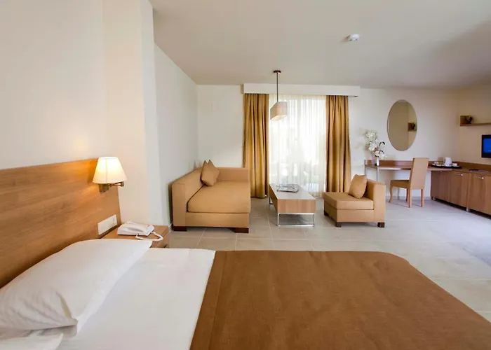 Dream Family Club 5*